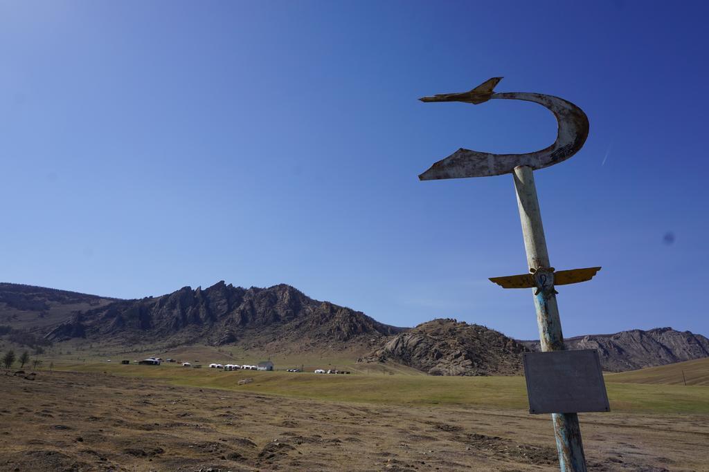 מלון Nalayh My Mongolia Eco Ger Camp מראה חיצוני תמונה