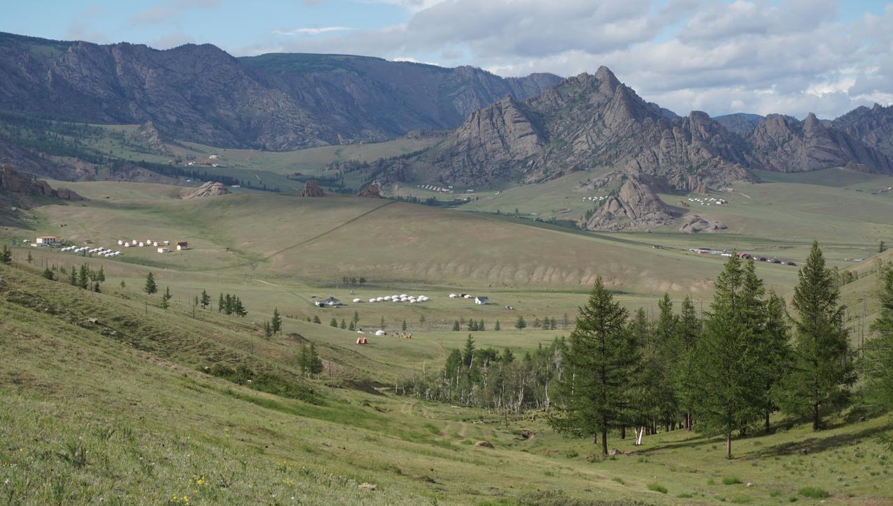 מלון Nalayh My Mongolia Eco Ger Camp מראה חיצוני תמונה